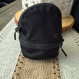 Lululemon nano clip on backpack